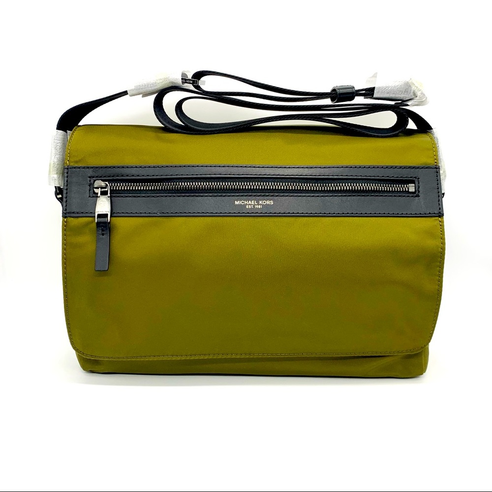 Michael Kors Mens Kent Nylon Medium Military Green Messenger Bag